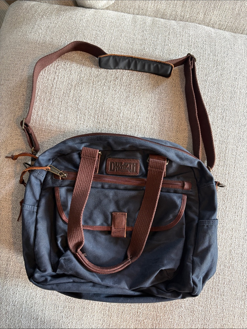 Duluth Trading Co Navy Canvas Messenger Bag with Brown Trim